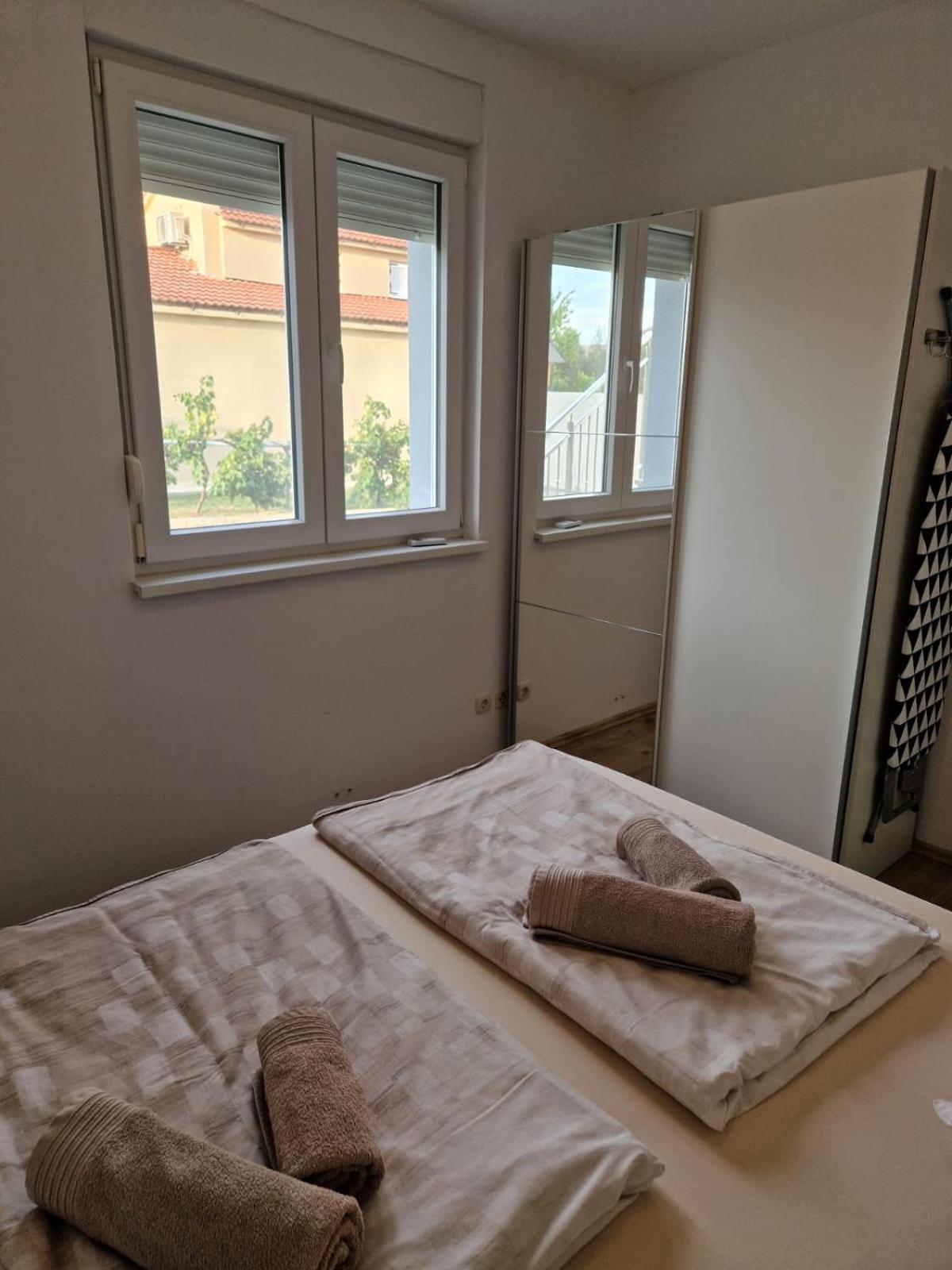 Apartment Luca Пула Екстер'єр фото