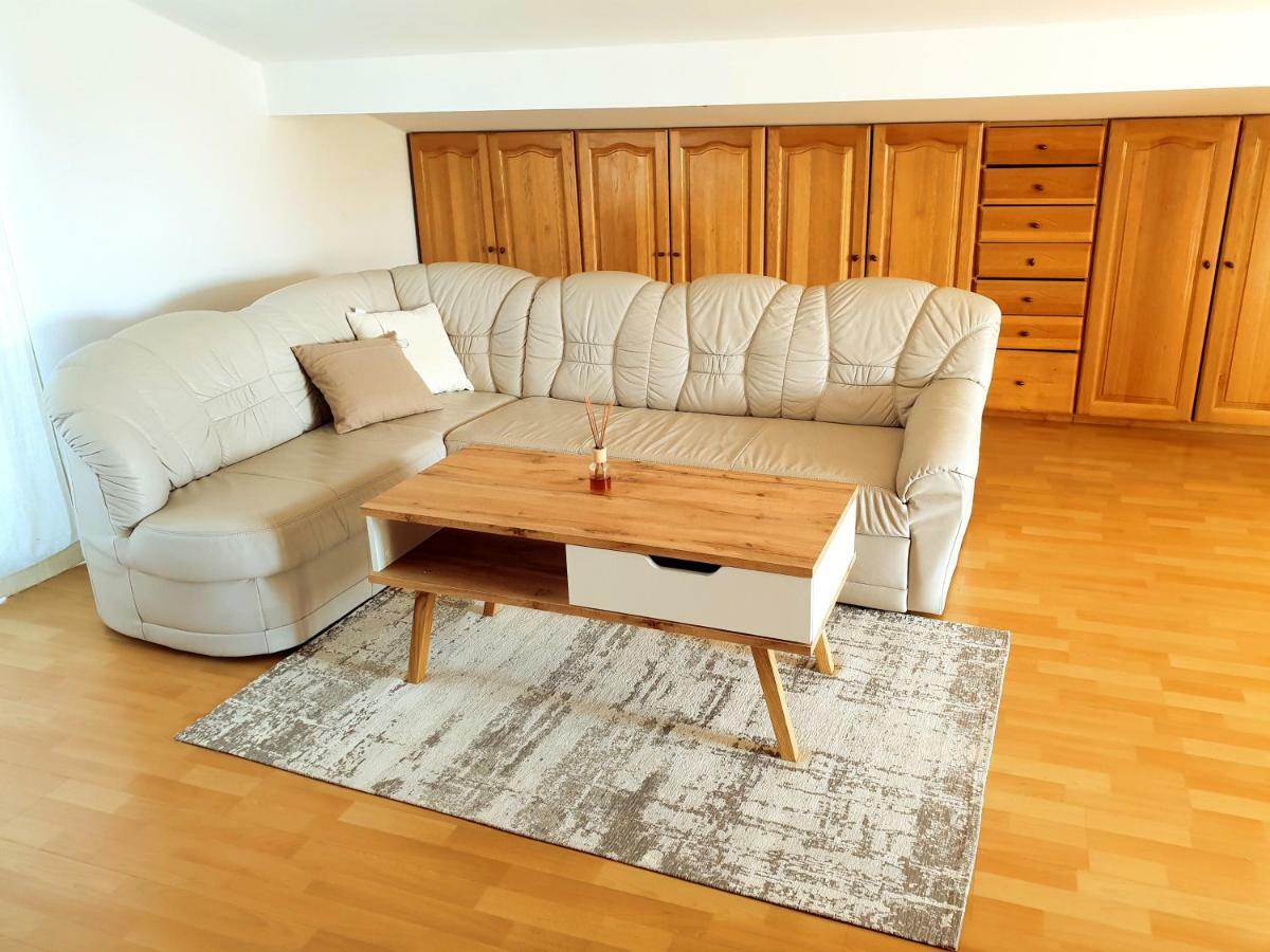 Apartment Luca Пула Екстер'єр фото