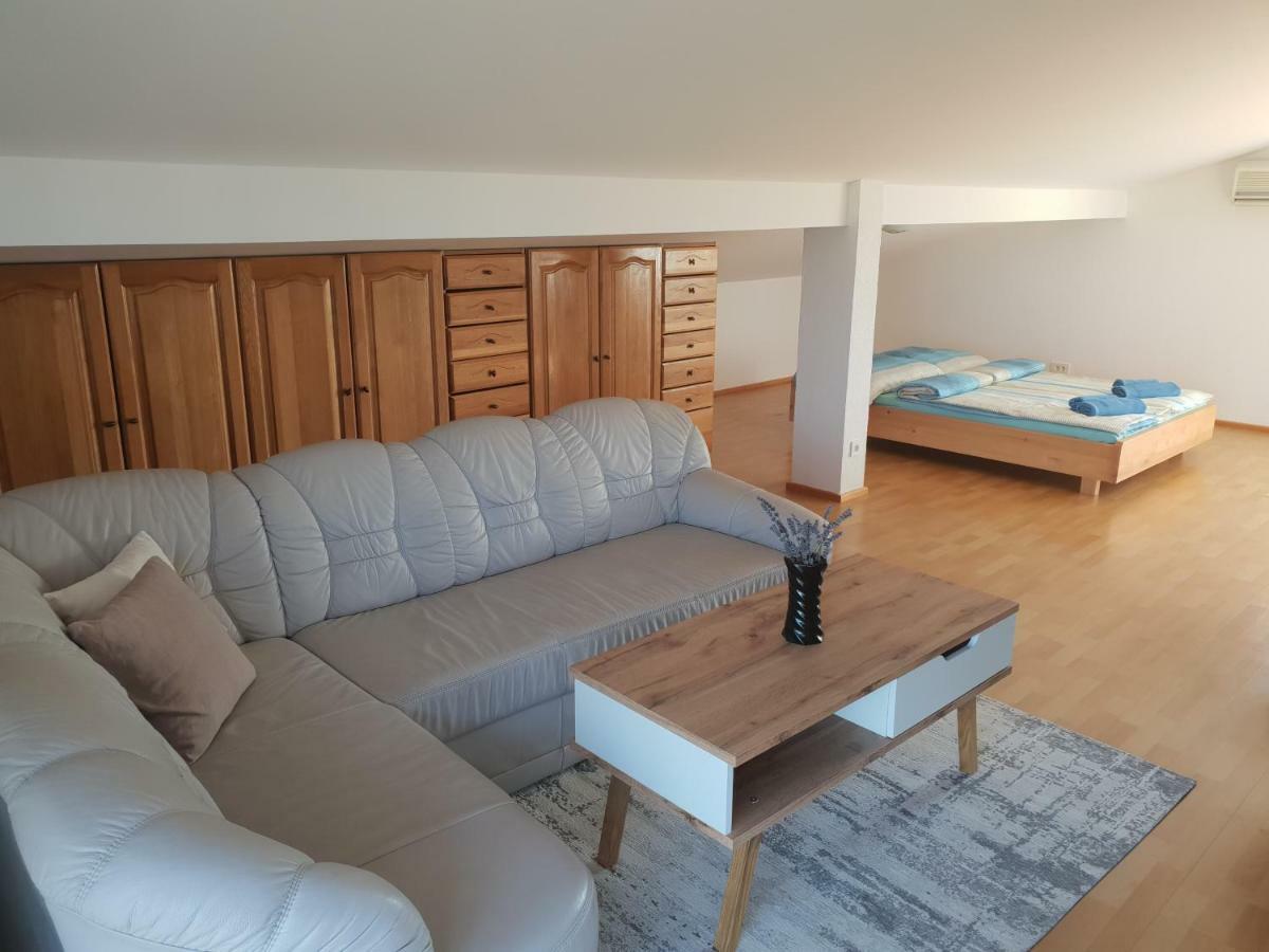 Apartment Luca Пула Екстер'єр фото